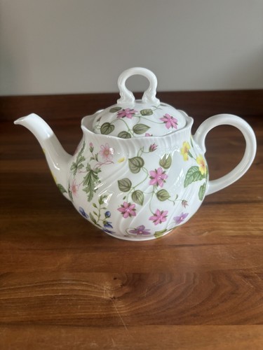 Rosina queens pottery - rosina-queens,