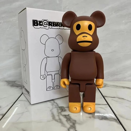 28cm 400 bearbrick - 400%, building