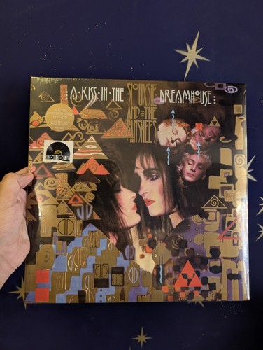 Siouxsie the banshees kiss - the,