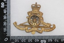 BRITISH ARMY METAL CAP BADGE HONOURABLE ARTILLERY COMPANY HAC GUN