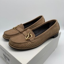 Russell & Bromley Stuart