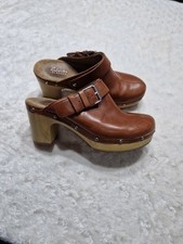 Clark’s Soft Tan Leather