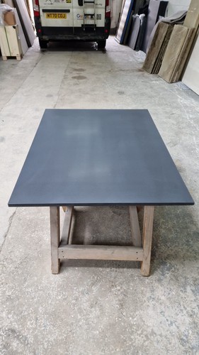Black granite honed 1370mm - black, x