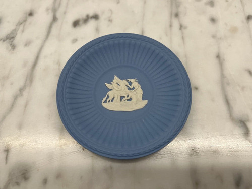 Wedgwood jasperware blue - wedgwood,