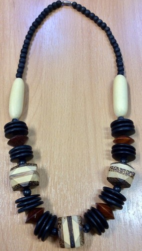 Chunky wooden necklace - chunky,