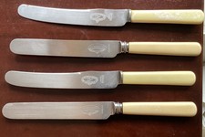 4 FAUX BONE STAINLESS SHEFFIELD STEEL TABLE KNIVES 25cm