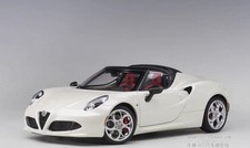 Autoart 1/18 Alfa Romeo 4C Spider Diecast white