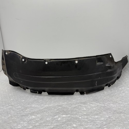 Left inner wheel arch splash - inner,