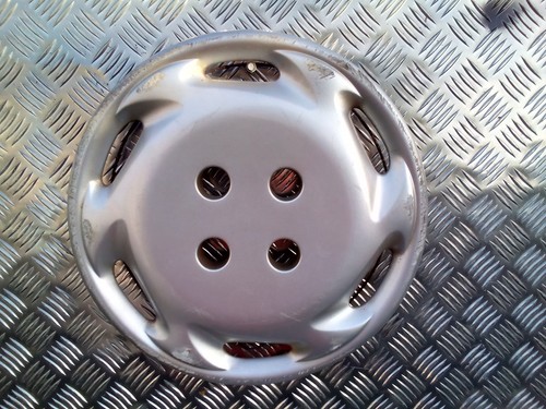Renault clio wheel trim - renault,