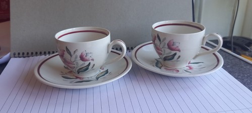 Vintage lily pattern cup and - 2,
