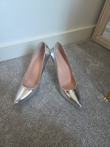 Matalic heels - cd/tv,
