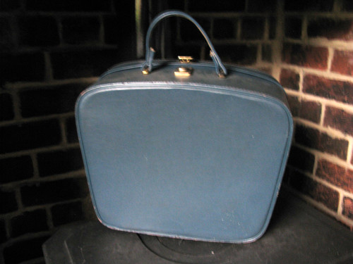 Vintage suitcase travel 50s - vintage,