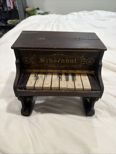 Antique schoenhut piano - schoenhut,