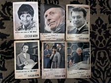 DOCTOR WHO CAST x 6 SIGNED