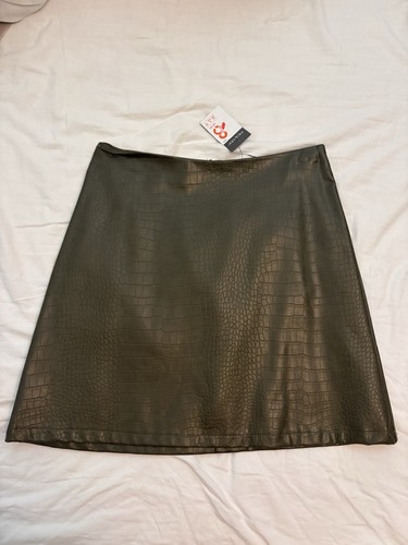 New croc faux leather green - croc,