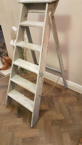 Shabby chic vintage step - chic,