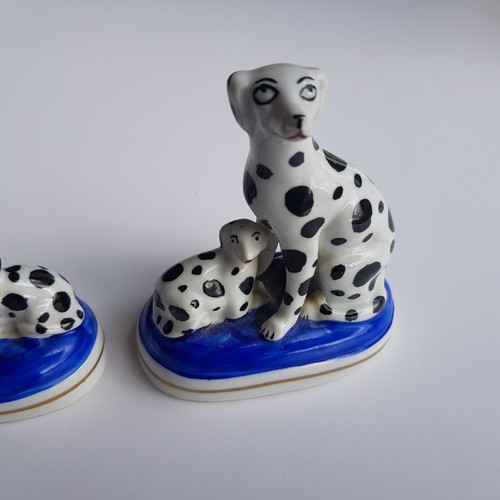 Antique chelsea ceramic dog - antique,