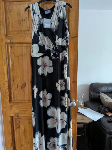 Maxi dress size 16 - uk,
