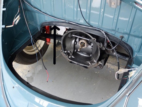 Engine compartment seal - , vw