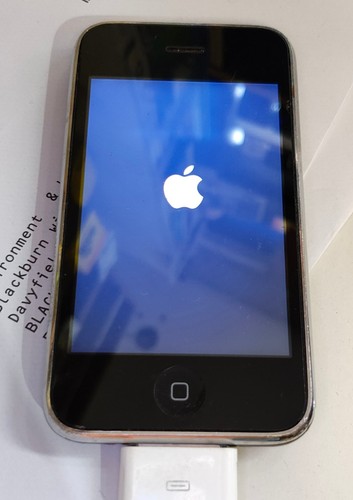 Apple iphone 3gs - iphone, (a1303)