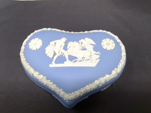 Wedgwood blue jasperware heart - wedgwood,