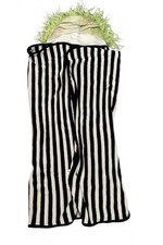 Beetlejuice Hooded Blanket – Primark Exclusive