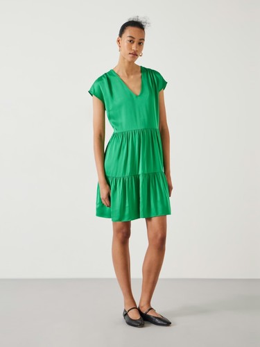Unworn hush lily oversized - hush,