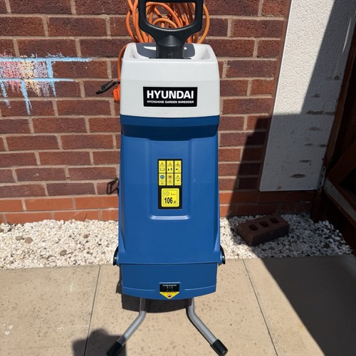 Hyundai 2400w electric - electric, garden