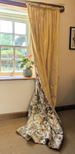 Excellent pair curtains - excellent, of