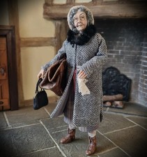 1/12th Artisan Character