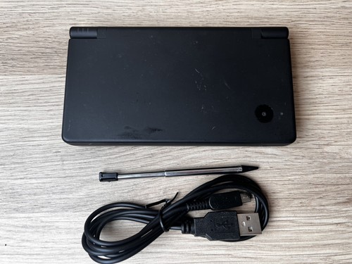 Official nintendo dsi handheld - official,