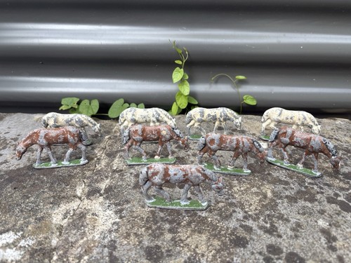 Horse lead figure farm animal - horse,
