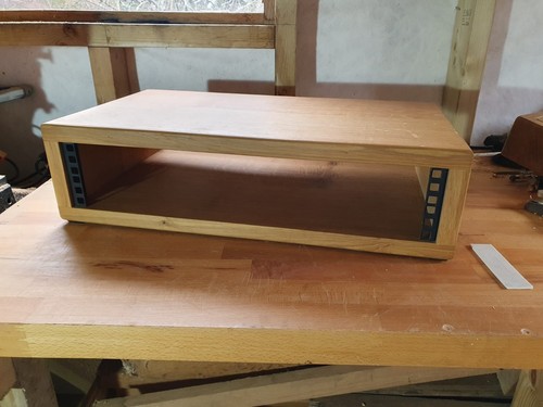 Solid oak inch desktop - 2u, 19
