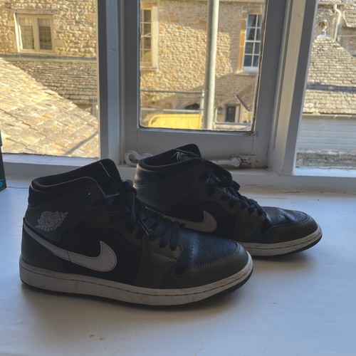 Nike air jordan mid - nike, 1