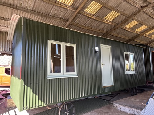 Luxury shepherd hut - shepherd’s, |