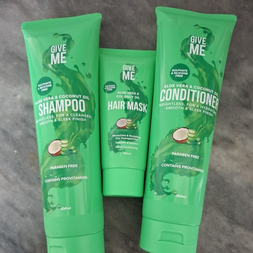 Give cosmetics aloe - me,
