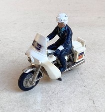 BRITAINS - 1:32 scale, No.9673 - Norton 850cc POLICE PATROLMAN MOTORCYCLE