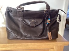 Women's Hidesign Brown Leather Bag.