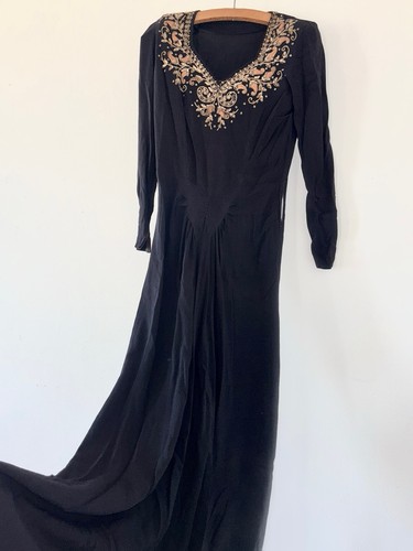 1940s glamorous slinky crepe - glamorous,