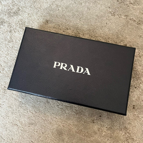 Prada black rectangular gift - black,