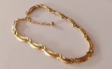 Retro Vintage Trifari Gold