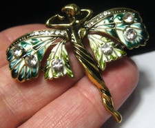 FAIRY BROOCH Beautiful