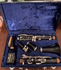 BOOSEY AND HAWKES  REGENT 11