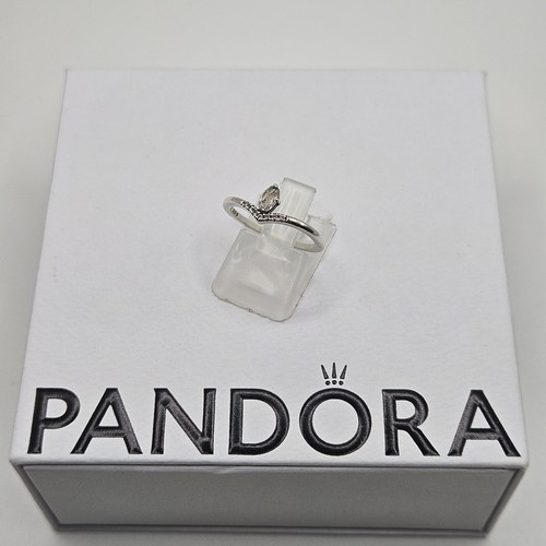 Genuine pandora ring - pandora, clear