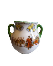 ROYAL DOULTON SERIESWARE ANTIQUE MINIATURE AMPHORA VASE CHRISTMAS/ SANTA