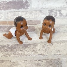 2 Barbie Skipper Babysitters