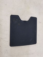 VOLVO C30 MK1 06-13 FRONT CENTRE CONSOLE RUBBER MAT INSERT 30755351