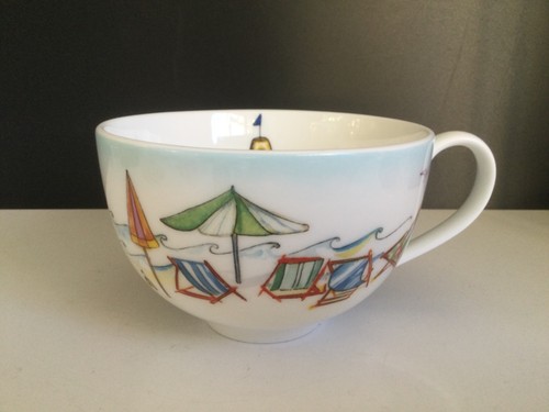 Large beech deck chairs mug - large,