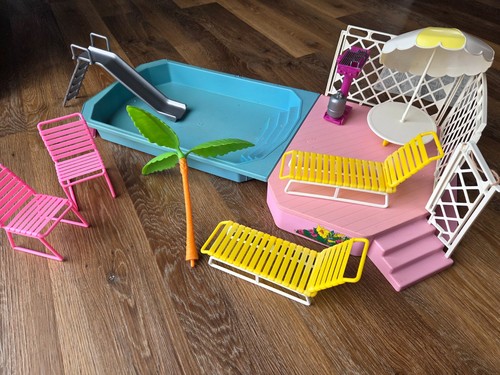 Barbie 1980s swimming pool - swimming,