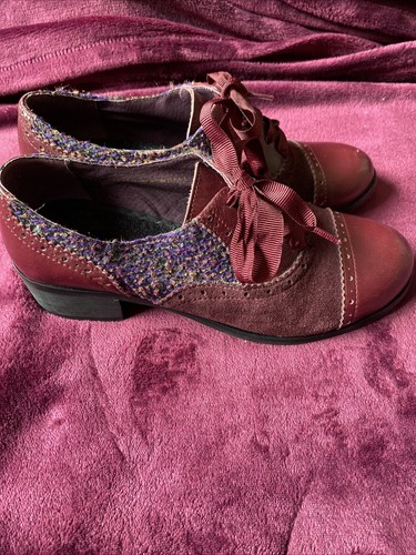 Low heeled brogues shoes - brogues,